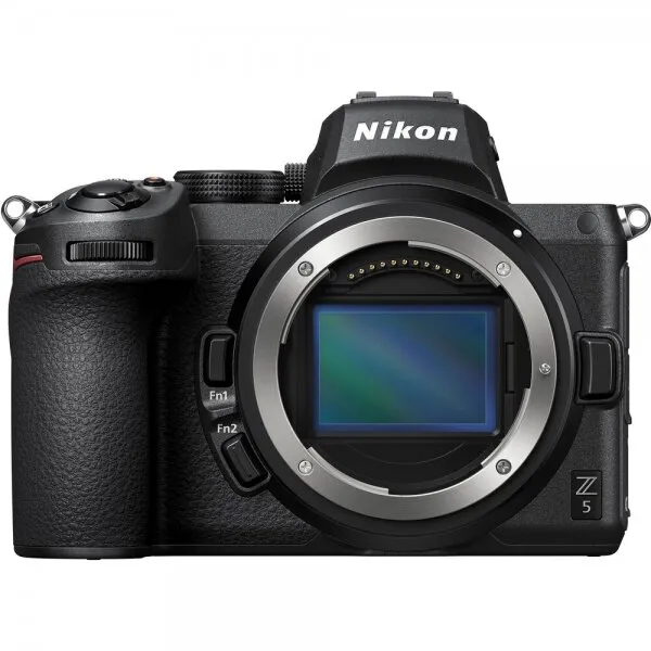 Nikon Z5 Aynasız Fotoğraf Makinesi