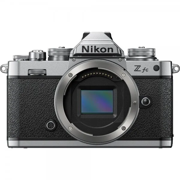 Nikon Z fc Aynasız Fotoğraf Makinesi