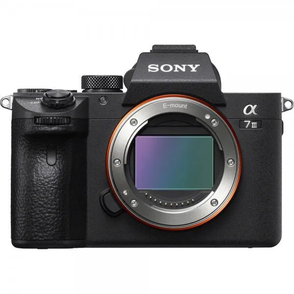 Sony A7 III Gövde (ILCE-7M3) Aynasız Fotoğraf Makinesi