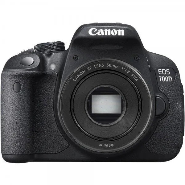 Canon EOS 700D 50mm DSLR Fotoğraf Makinesi
