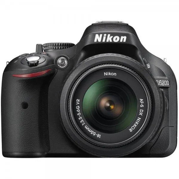 Nikon D5200 18-105mm DSLR Fotoğraf Makinesi