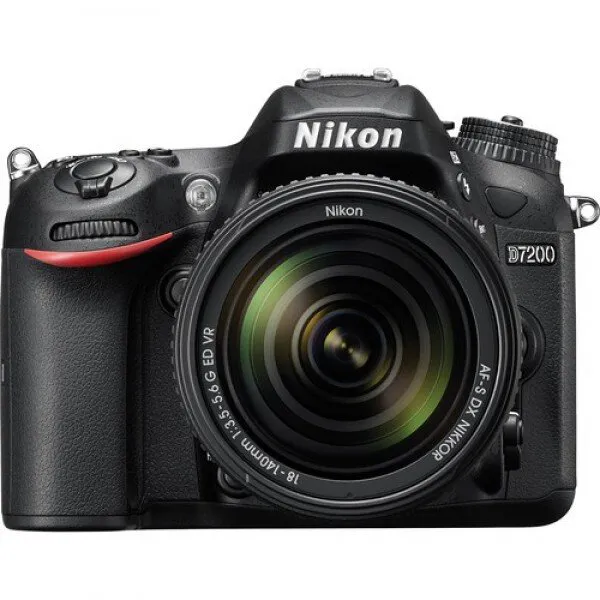 Nikon D7200 18-140mm DSLR Fotoğraf Makinesi